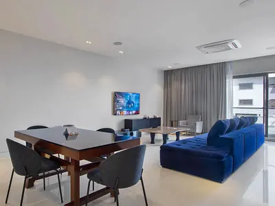 Luxury 2 Bedroom Apartment