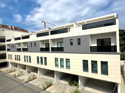Luxury 4 Bedroom Terrace with BQ