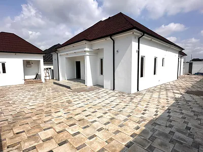 Newly Built 3 Bedroom Bungalow with 2 Room BQ