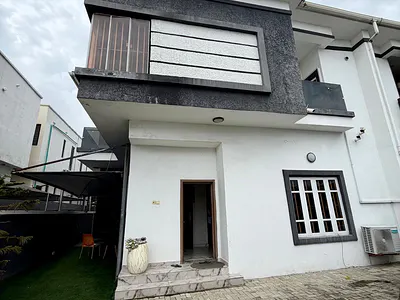 4 Bedroom Semi-Detached Duplex