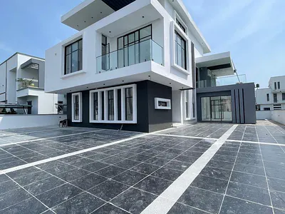 Fully Automated 5 Bedroom Fully Detached Duplex with BQ