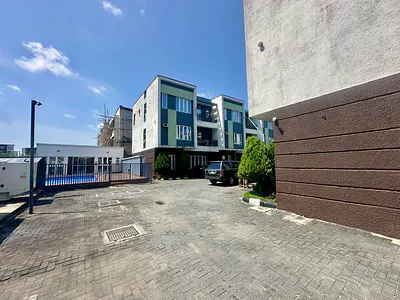 Luxury 5-Bedroom Terrace Duplex