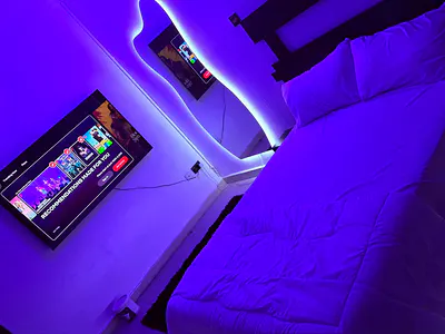 Single Room Luxury 5-Star Shortlet Apartment