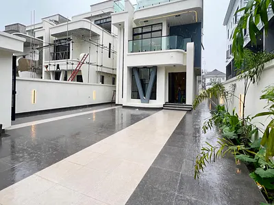 5 Bedroom Fully Detached Swimming Pool, Cinema, Rooftop Terrace Duplex