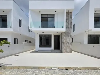 4 Bedroom Fully Detached Duplex with a BQ, Pool and Gym