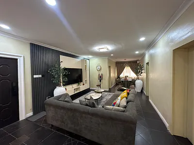 Self Service 3bedroom Furnished Apartment with Dedicated Inverters