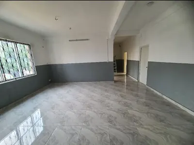 3 Bedroom Flat Commercial Office