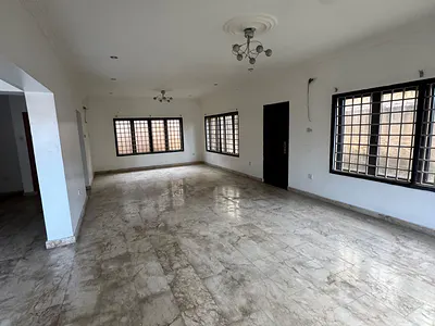 Well Maintained, Tastefully Finished Four (4) Bedroom Detached Duplex