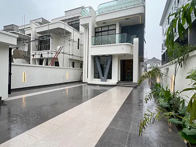 Massive 5 Bedroom Detached Duplex with Pool, Cinema & BQ