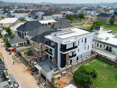 Luxury 6-Bedroom Fully Detached Duplex with BQ & Pool