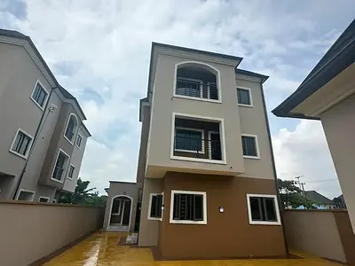Newly Built 4 Bedroom Detached Duplex WT BQ