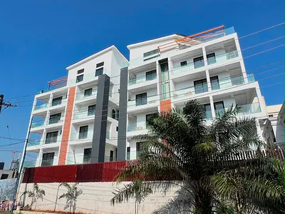 4 Bedroom Maisonette
