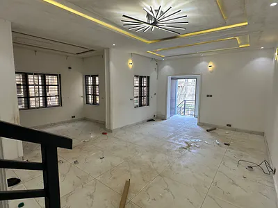 A Very Bugus Space 3 Bedroom Duplex