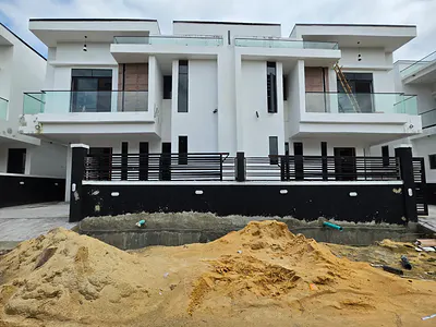 Beautiful 4-Bedroom Semi-Detached Duplex
