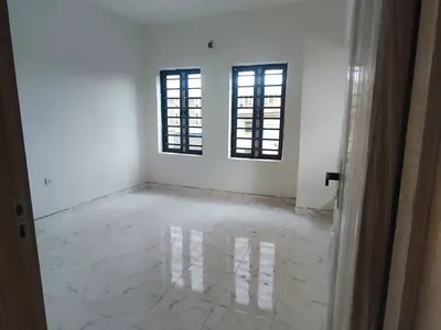 Newly Built Spacious Miniflat in a Good Area with Easy Accessibility