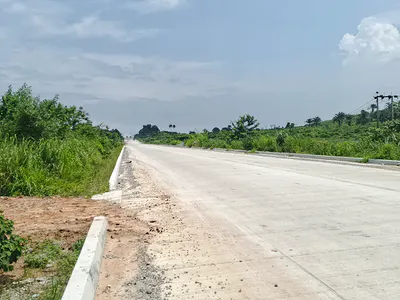 Directly Facing Express Land Measuring 14 Plots