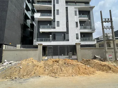 Newly Built Topnotch Luxury 2 Bedroom Apartment with Communal Pool