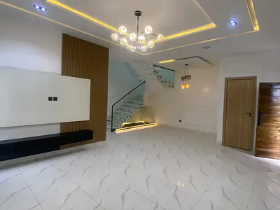Luxury 2 Bedroom Apartment