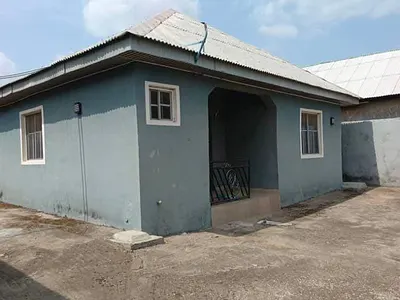 Well Built Spacious 6 Units of 2 Bedroom Flats