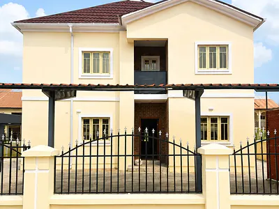 Beautiful 5 Bedroom Duplex Plus BQ