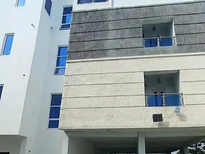 2 Bedroom Flat / Apartments