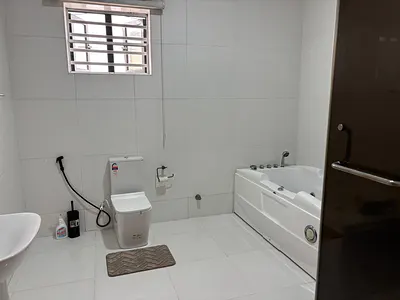 2 Bedroom Apartment with Swimming Pool, Gym, Snooker Board, Table Te