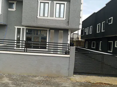 4 Bedroom Semi-Detached Duplex