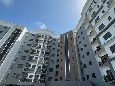 Spacious 3 Bed Apartment with Balcony View & BQ on the 2nd & 3rd Floor