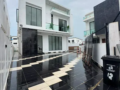 4 Bedroom Detached Duplex with Boy's Quarters, Swimming Pool & Gym Spa