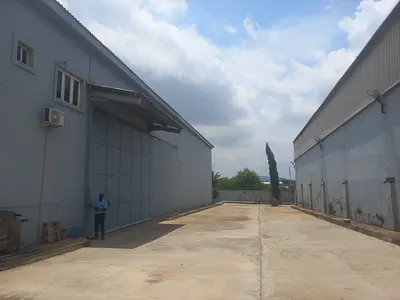 Standard Warehouse Space of 1200SQMS and Offices and Accommodation