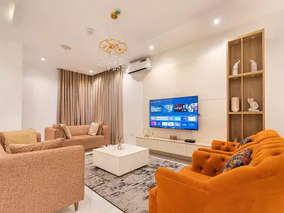Luxury Furnished 2 Bedroom