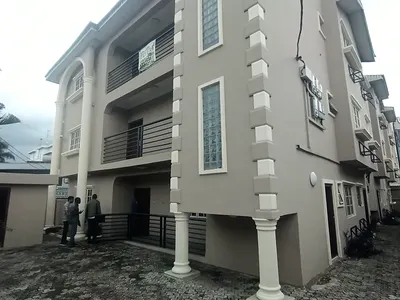 Luxury Block of 6 Units of 3 Bedroom Apartments with a Room BQ Each