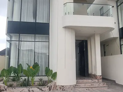 Luxury 5BRM Fully Detached Duplex