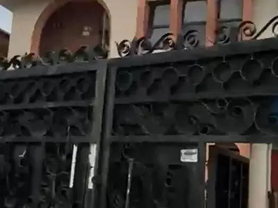 3 Bedroom Duplex with with 2units of 2bedroom Flat N 1 Unit of Roomsel