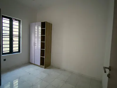 Most Affordable Semi Master Bedroom in a Shared Apartment Upstairs