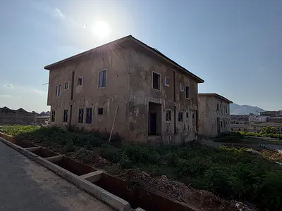 4 Bed Semi Finished Detached Duplex