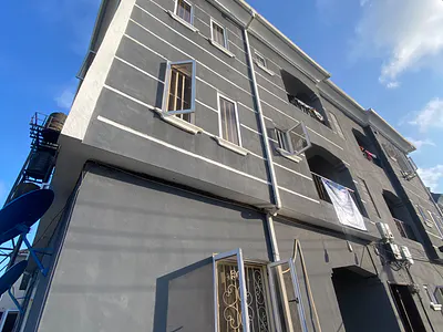 Sharp and Spacious 3 Bedroom Apartment Upstairs