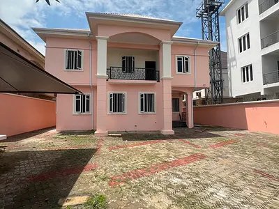 Spacious 4-Bedroom Detached Duplex with BQ