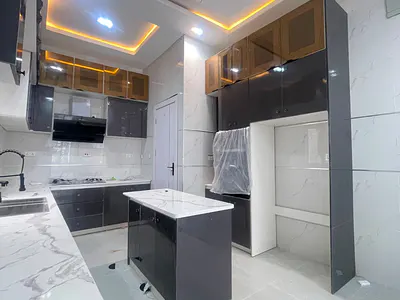 4bed 4bath3cars Fully Detached Duplex with Pool