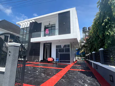 Premium 4 Bedroom Duplex with Swimming Pool