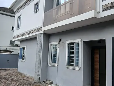 Luxury 4 Unit of 3 Bedroom Flat in Lekki Phase 1 for Corporate Client