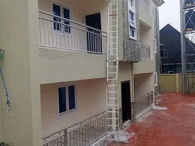 Newly Built 2 Bedroom Flat with Federal Light