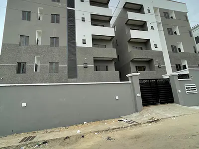 Contemporary 2 Bedroom in Lekki Phase 1 Suitable for Investment
