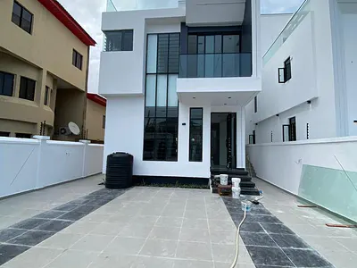 Well Built 5 Bedroom Fully Detached Duplex with Swimming Pool, Cinema