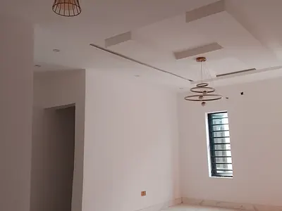 Luxury Newly Built 2 Bedroom Apartment