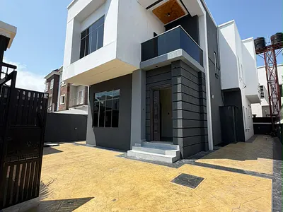 Affordable 5bedroom Duplex in a Gated Area