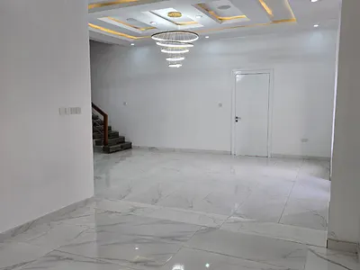 5 Bedroom Detached Duplex in Victory Park Osapa