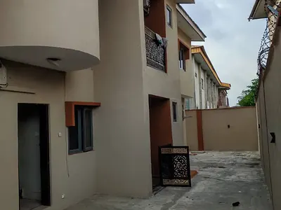 2 Bedroom Flat