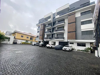 A Well Maintained 3bedroom with BQ