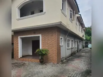 3 Bedrooms Duplex (Two Tenant to Share Compound)